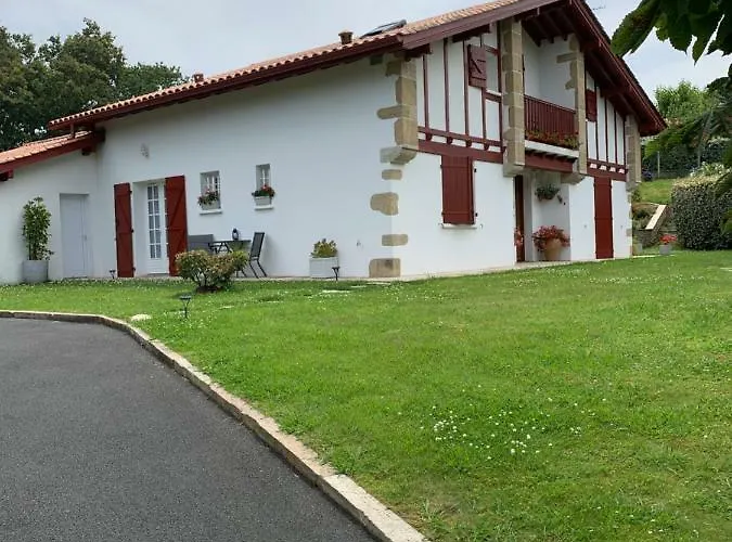 Les Hortensias Bed & Breakfast Arcangues